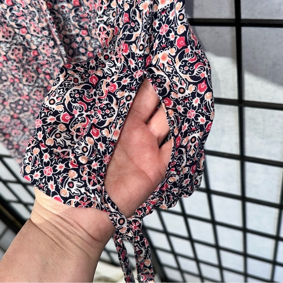 Westport print tunic top in black, pink, white and orange.  Size L - Picture 8 of 10